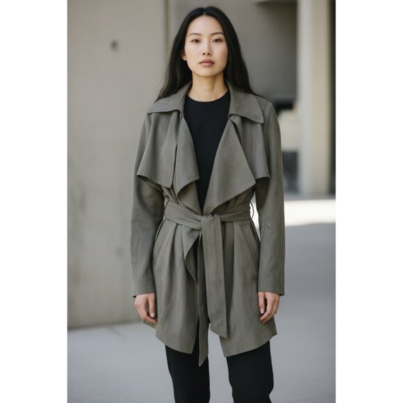 CLUB MONACO CLASSIC LINED ENDURING STYLE MOSS MINI TRENCHCOAT - Medium - Picture 3 of 13